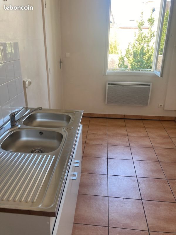Appartement à louer, 44m², Moulins