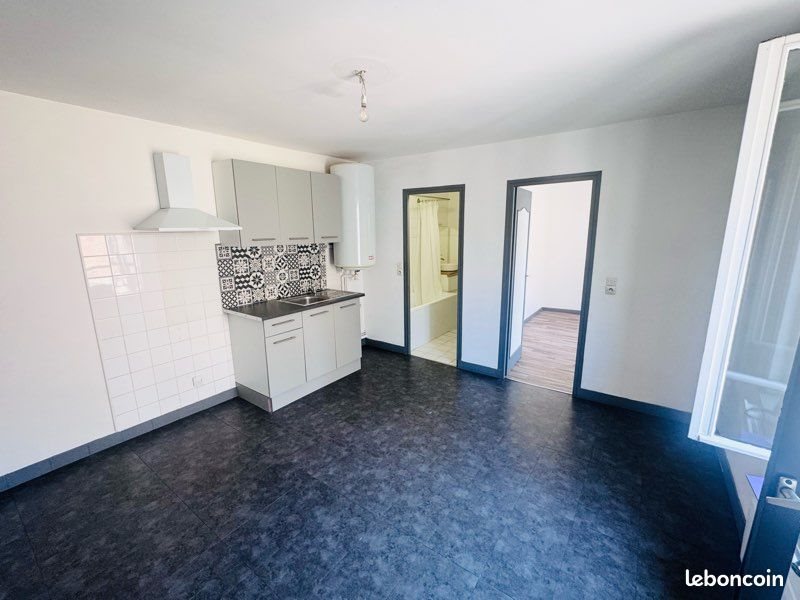 Appartement à louer, 68m², Vrigne aux Bois