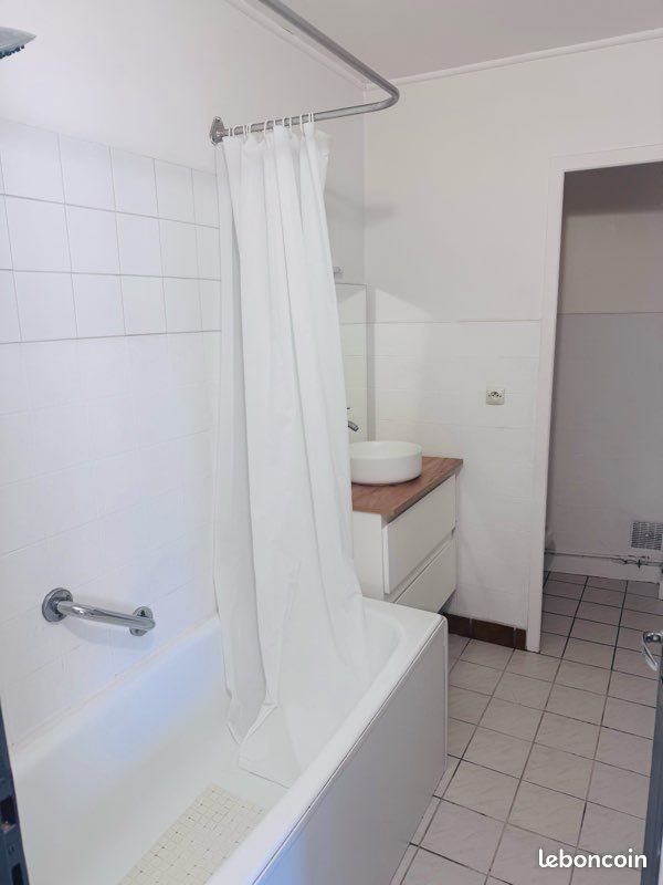 Appartement à louer, 68m², Vrigne aux Bois