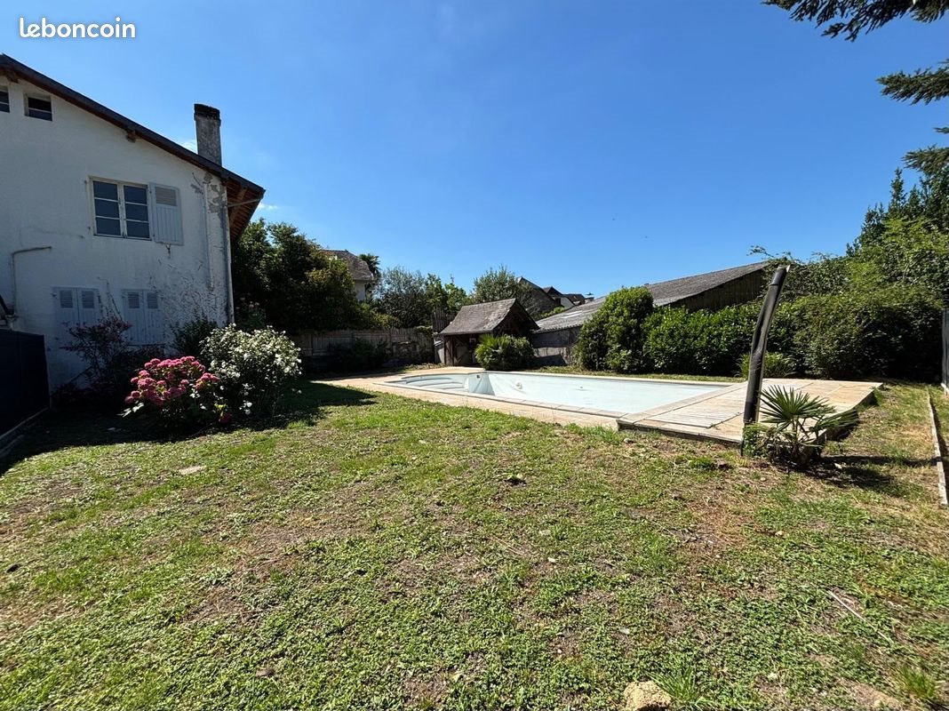 Maison à vendre, 102m², Arette