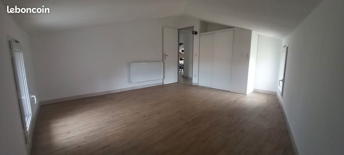 Appartement à louer, 85m², Saint-Georges-les-Bains