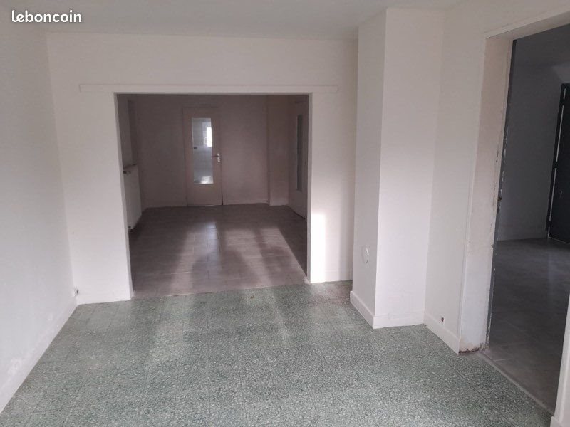 Appartement à louer, 120m², Liart