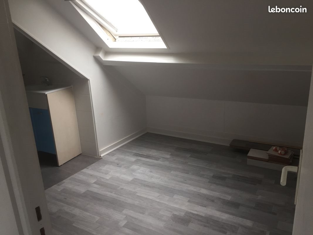 Appartement à louer, 17m², Auray