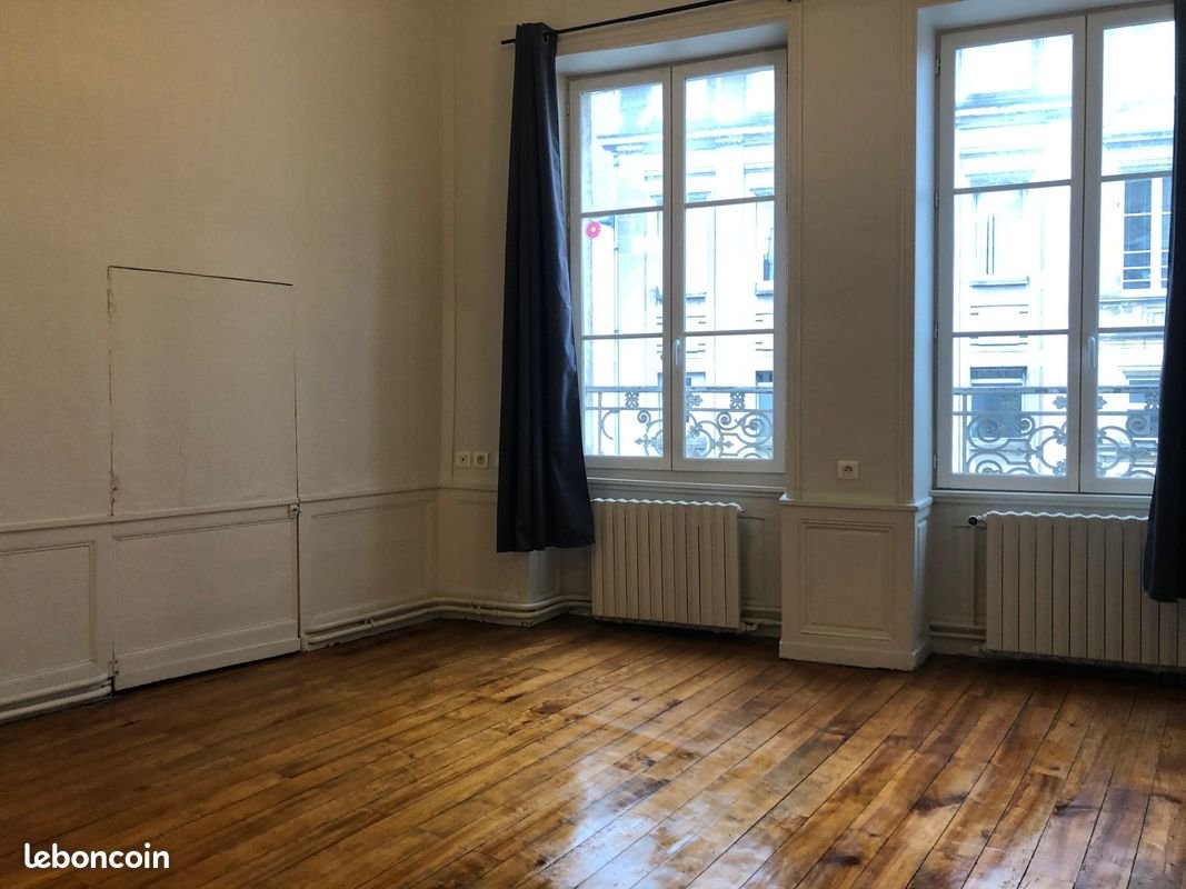 Appartement à louer, 58m², Laon