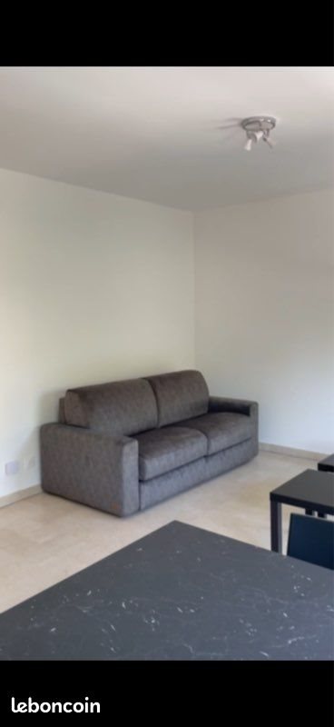 Appartement à louer, 30m², Nîmes