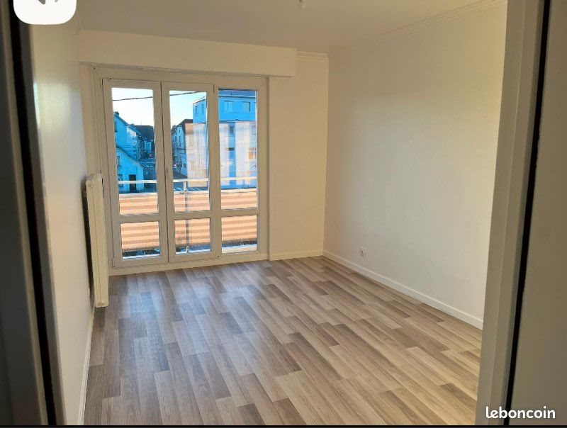 Appartement à louer, 70m², Lure