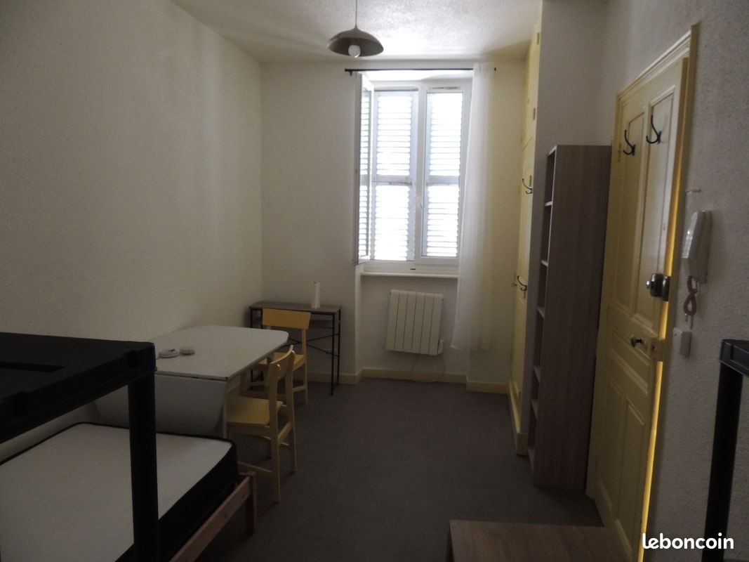 Appartement à louer, 25m², Privas