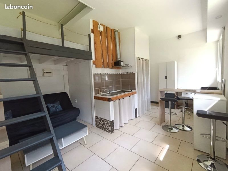 Appartement à louer, 23m², Pau