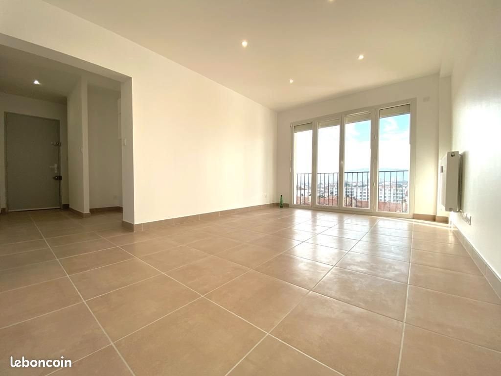 Appartement à louer, 54m², Valence