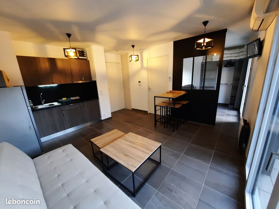 Appartement à louer, 29m², Mougins