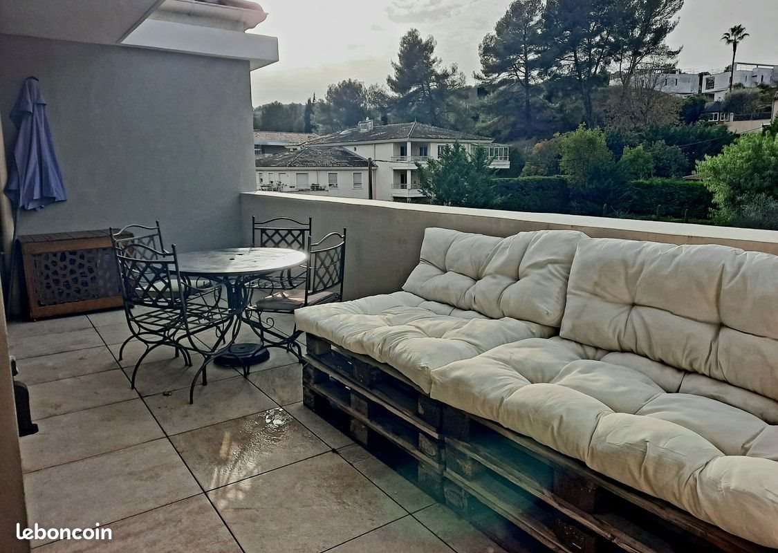Appartement à louer, 29m², Mougins