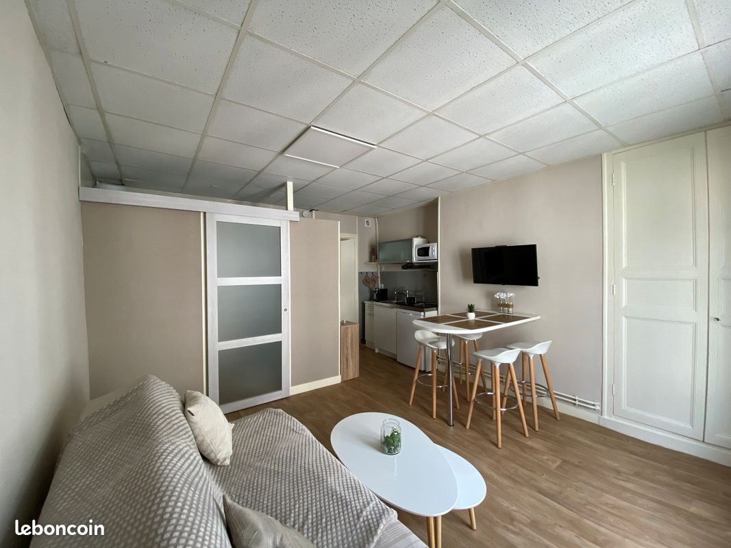 Appartement à louer, 22m², Loches