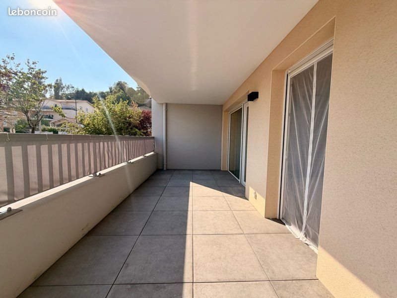 Appartement à louer, 68m², L'Arbresle