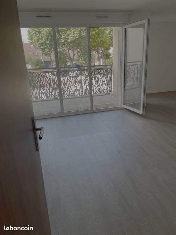 Appartement à louer, 34m², Courcouronnes