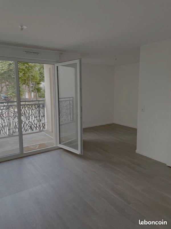 Appartement à louer, 34m², Courcouronnes
