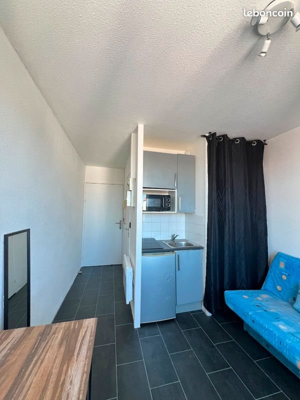 Appartement à louer, 14m², Saint-Nazaire