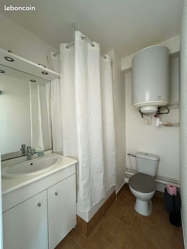 Appartement à louer, 14m², Saint-Nazaire