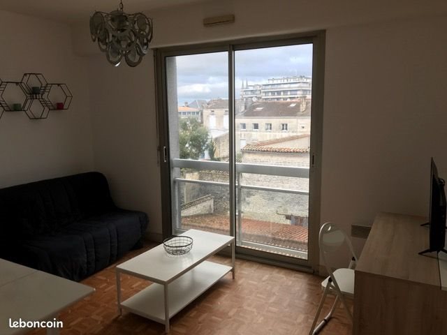 Appartement à louer, 32m², Niort