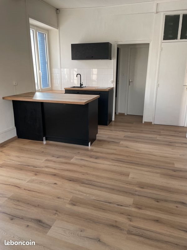 Appartement à louer, 35m², Chauffailles