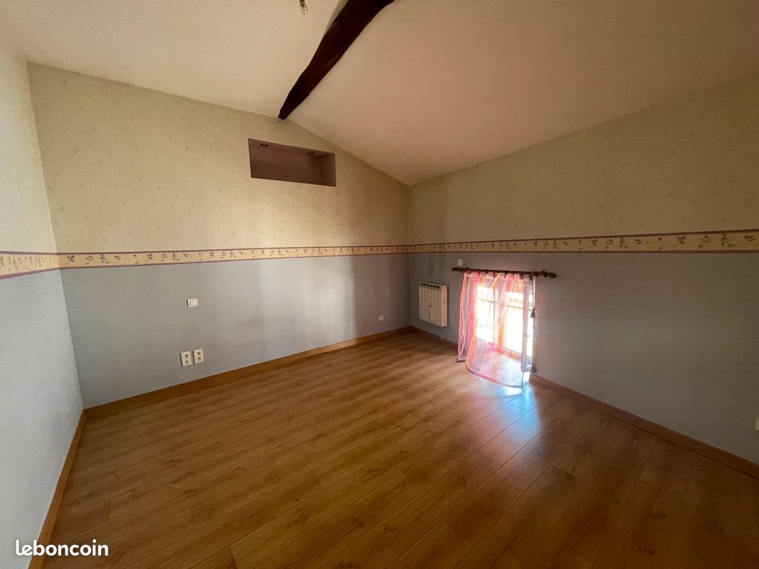 Appartement à louer, 75m², Cuiseaux