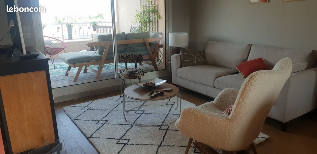 Appartement à louer, 70m², Saint-Raphaël