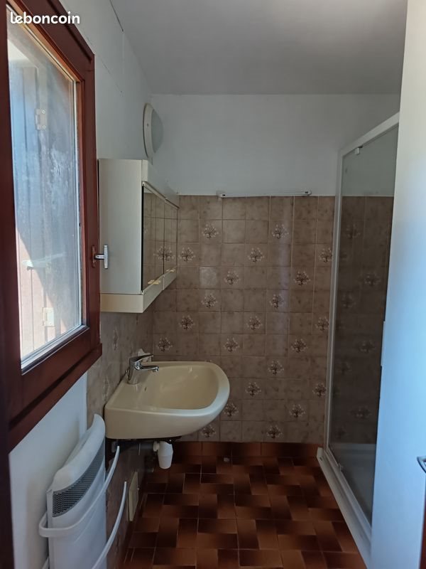 Appartement à louer, 70m², Rieupeyroux