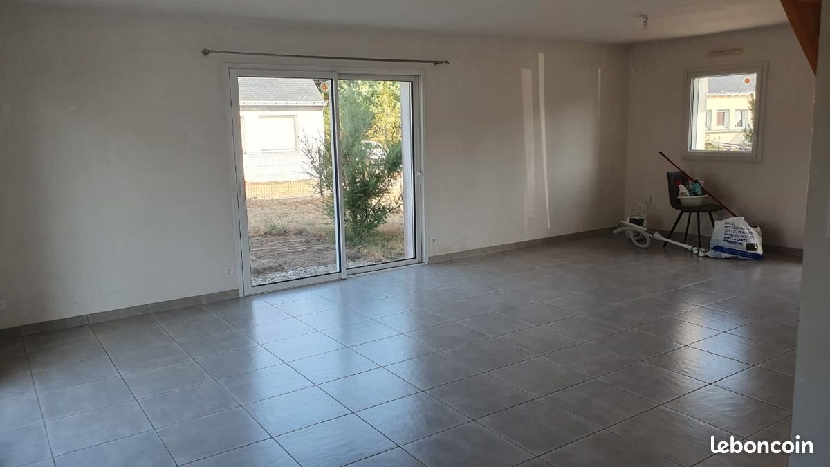 Maison à louer, 100m², Férel