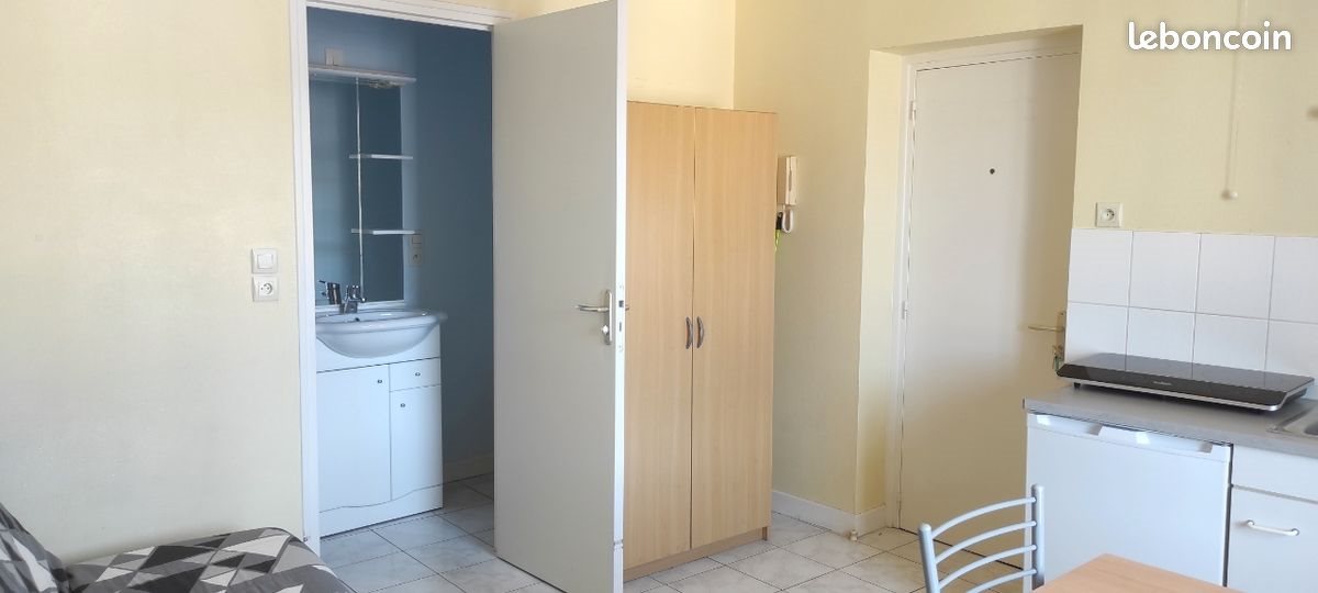 Appartement à louer, 16m², Laval