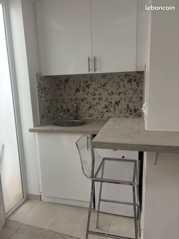 Appartement à louer, 16m², Levallois-Perret