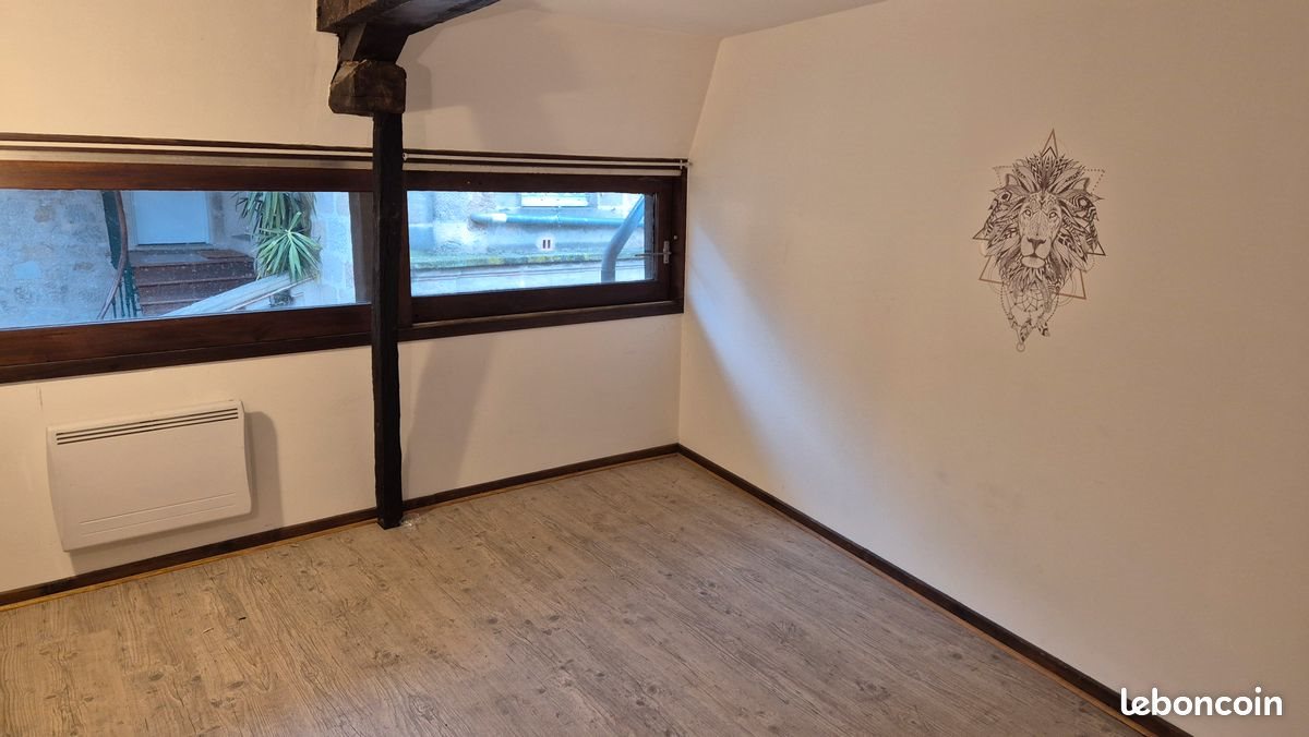 Appartement à louer, 75m², Figeac