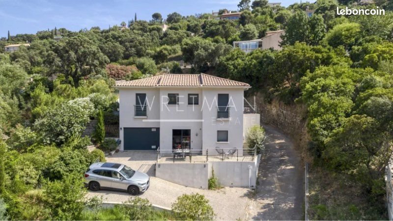 Appartement à louer, 50m², Cavalaire-sur-Mer