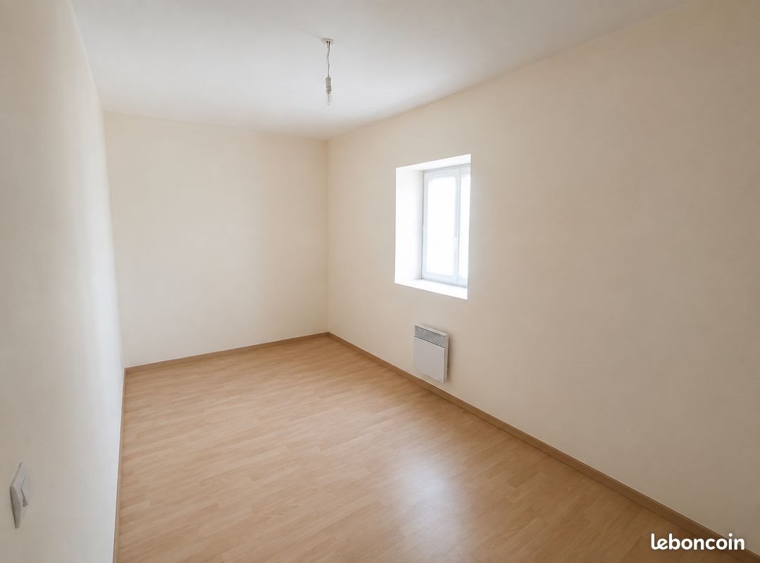 Appartement à louer, 60m², Rouillé