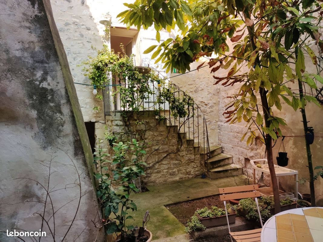 Maison à louer, 60m², Pernes-les-Fontaines