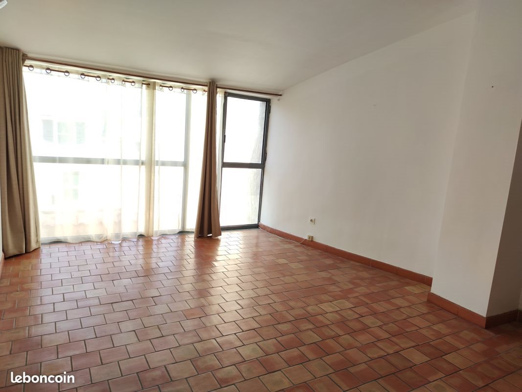 Maison à louer, 60m², Pernes-les-Fontaines