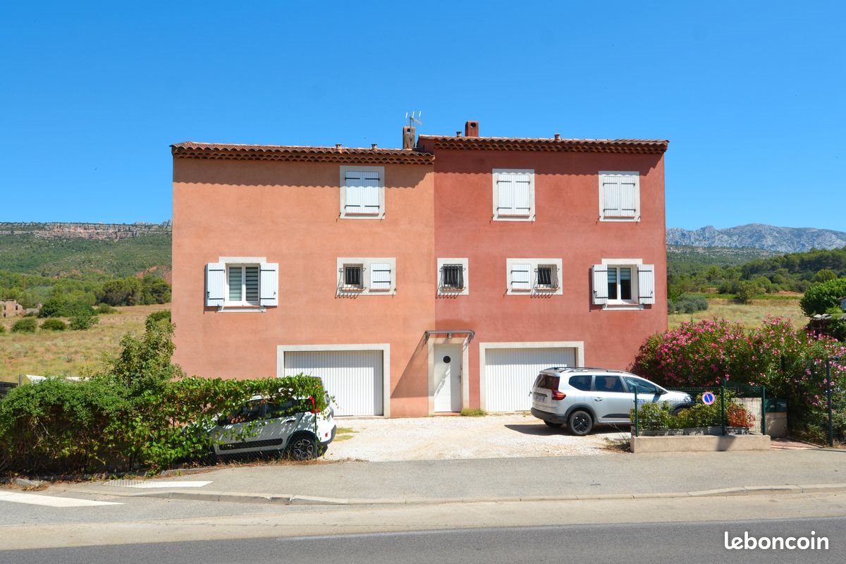 Maison à vendre, 66m², Rousset
