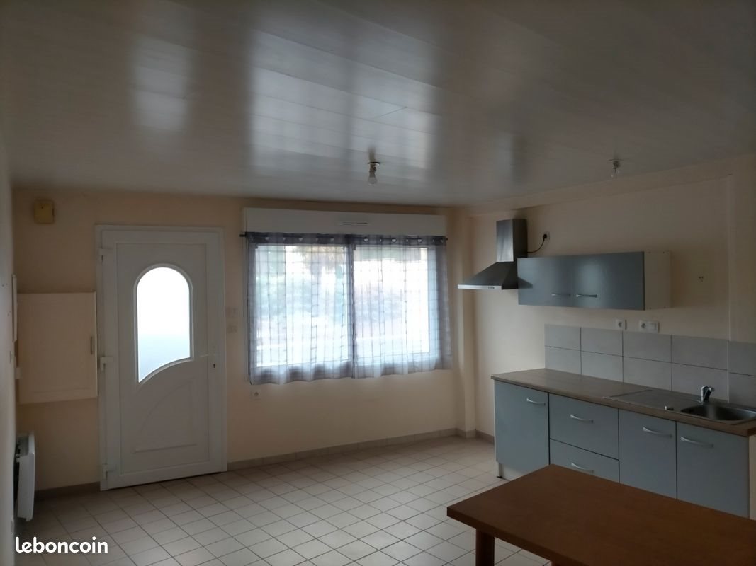 Appartement à louer, 36m², Saint-Hilaire-du-Harcouët