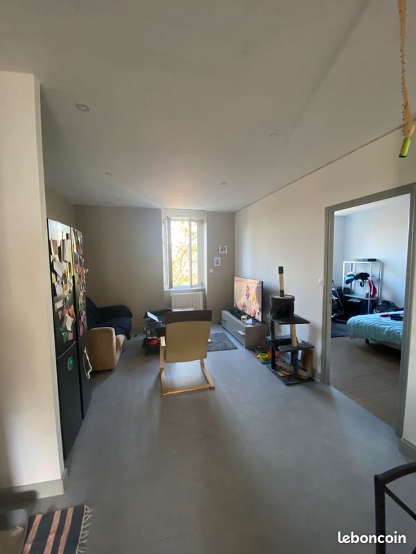 Appartement à louer, 45m², Paray-le-Monial