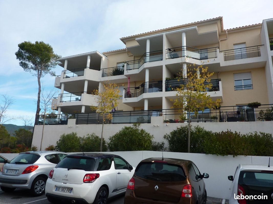 Appartement à louer, 49m², Roquebrune-sur-Argens
