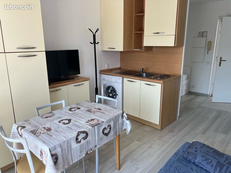 Appartement à louer, 21m², Villeneuve-Loubet