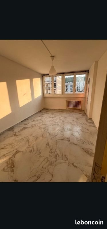 Appartement à louer, 75m², Saint-Etienne