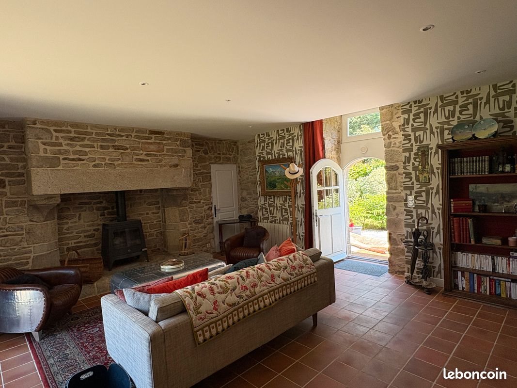 Maison à louer, 75m², Theix