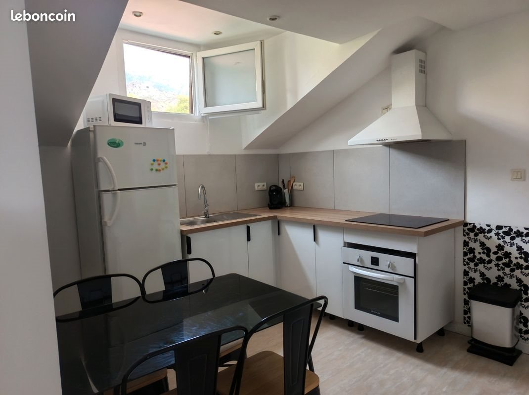Appartement à louer, 38m², Corte