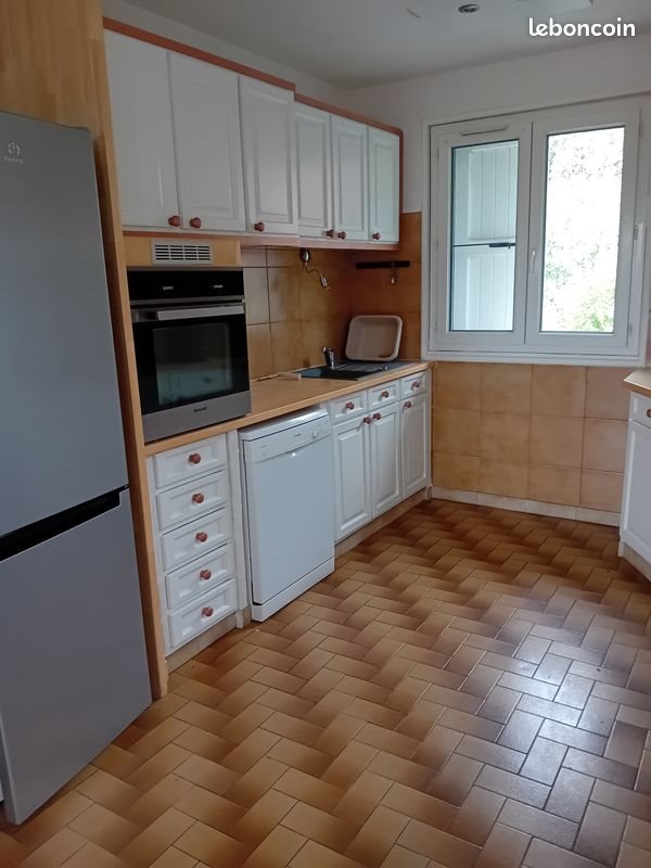 Appartement à louer, 76m², Saint-Vincent-de-Mercuze