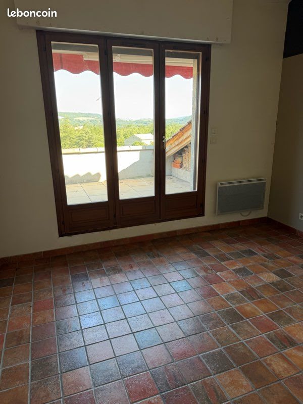 Appartement à louer, 155m², Laragne-Montéglin