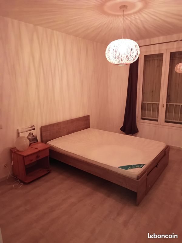 Appartement à louer, 56m², Eyguières