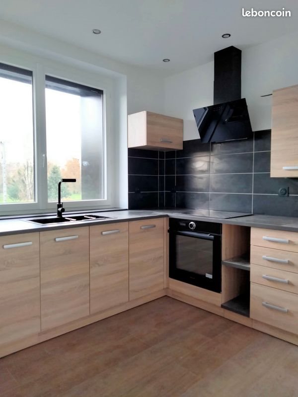 Appartement à louer, 80m², Peschadoires