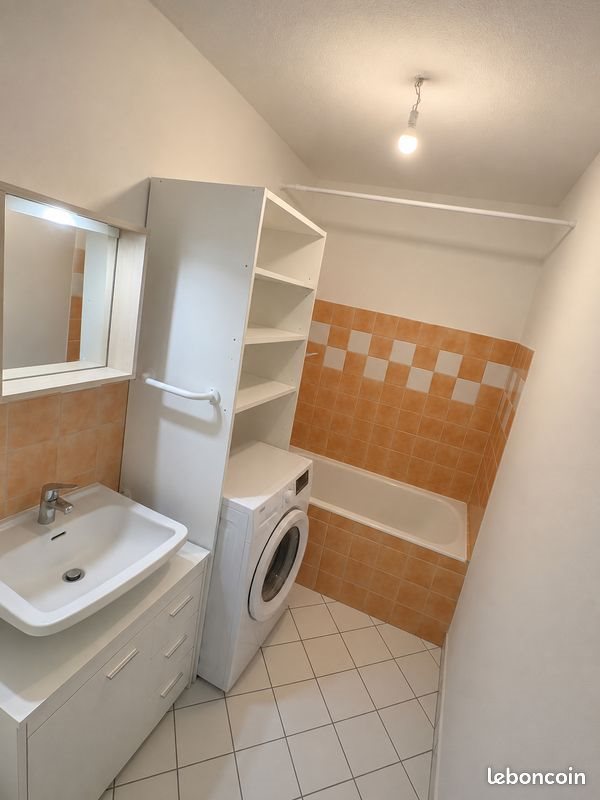 Appartement à louer, 59m², Saint-Etienne