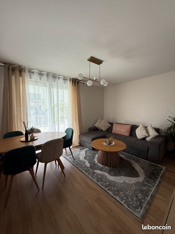 Appartement à louer, 63m², Cergy