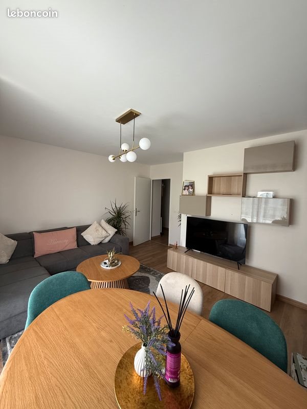 Appartement à louer, 63m², Cergy