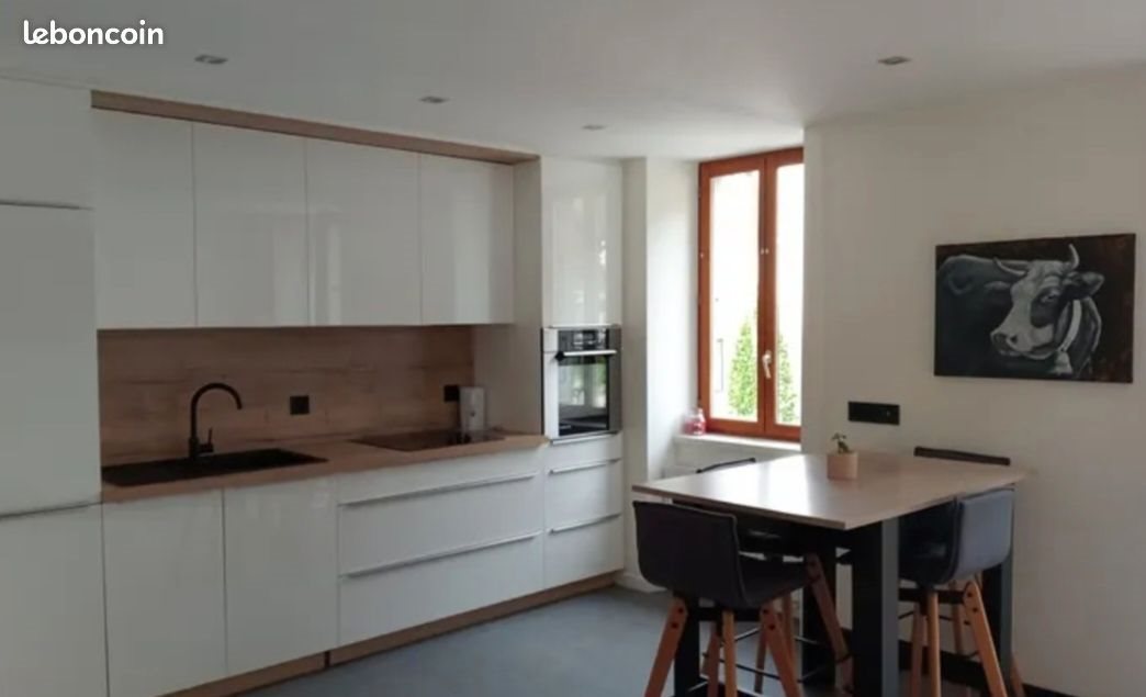 Appartement à louer, 70m², Thônes